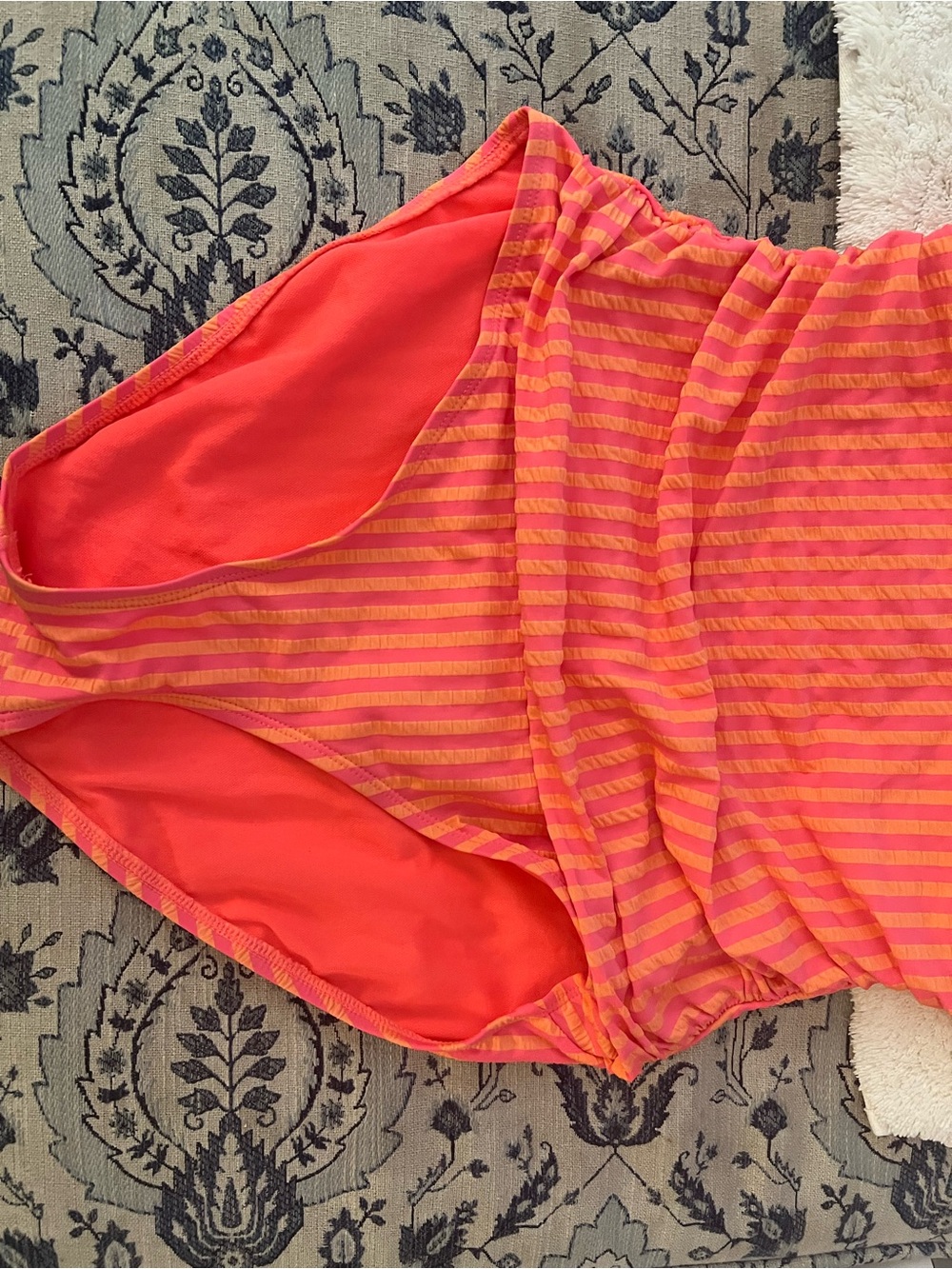 Ellen Tracy Striped Ruffle V-Neck One-Piece Swimsuit - Coral & Pink size 14 - Picture 2 of 8
